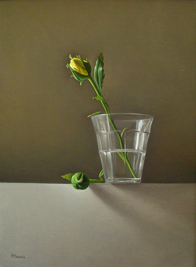 Bouton de rose jaune